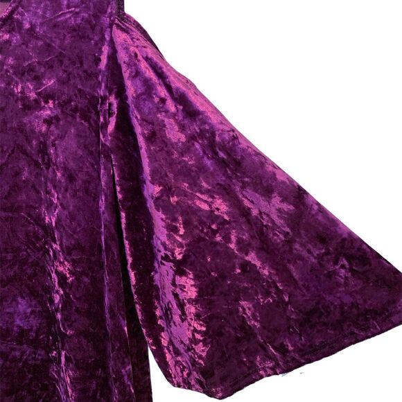 Nik and Nash Cold Shoulder Dress Purple Crushed Velvet Size Large NWT Cocktail - Picture 3 of 5
